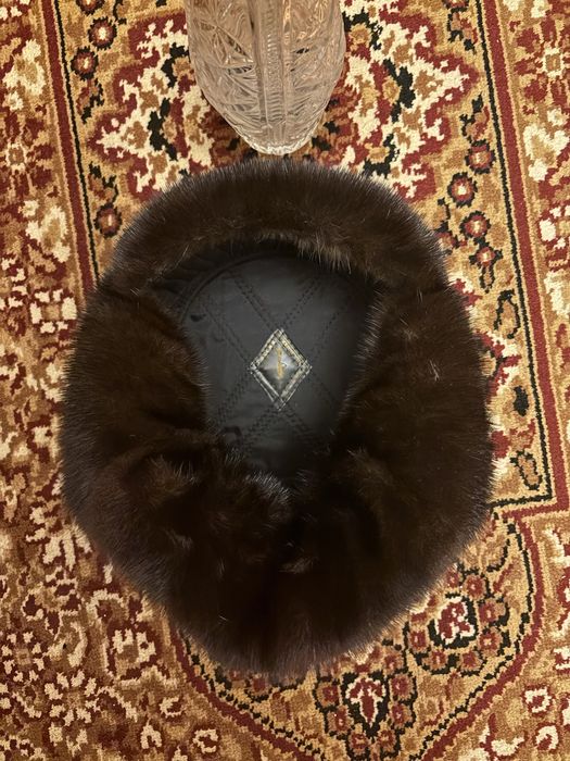 Продам норковую шапку ушанку