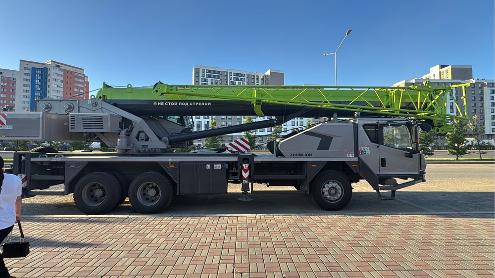 Автокран 25 тонн