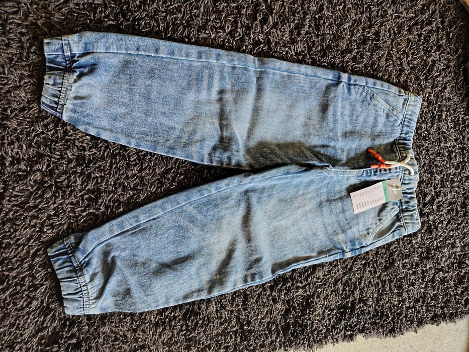 Blugi și pantalonii și bluze 122