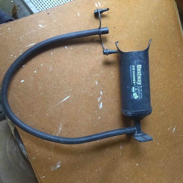 Насос ручной б/у