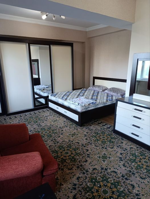 Срочно продам 4х комнатную квартиру в самом центре. Аллайский.ц4