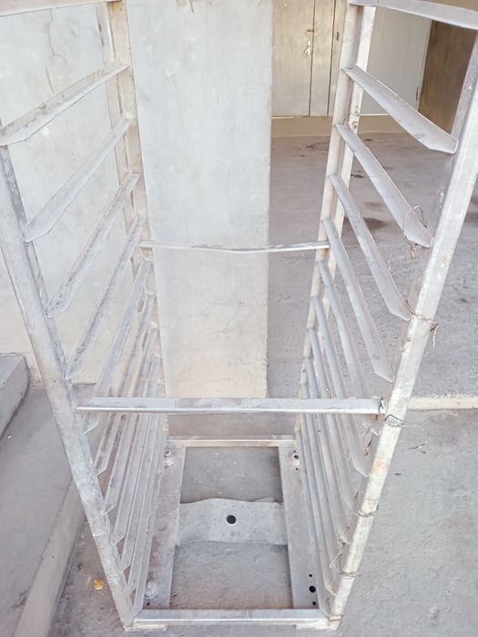 Патирон сотилади СССР махсулоти яхши холати гулли тиглариям бор 4 дона