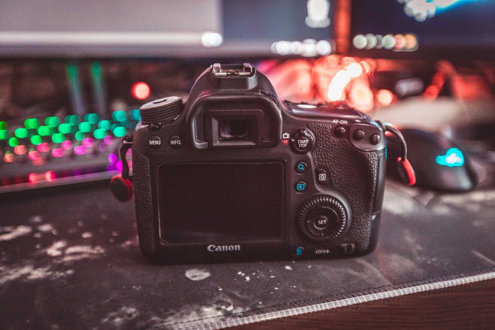 Canon EOS 6D ***