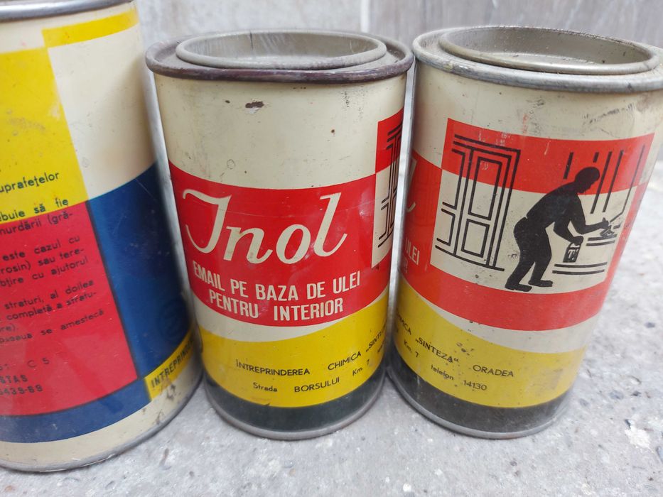 cutii vopsea din perioada comunista