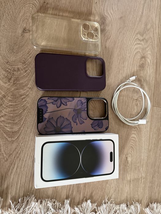 Всички за 20 евро Калъфи за apple 14 pro кабел за зареждане