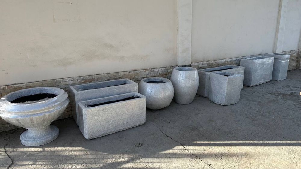 Уличный декор, кашпо