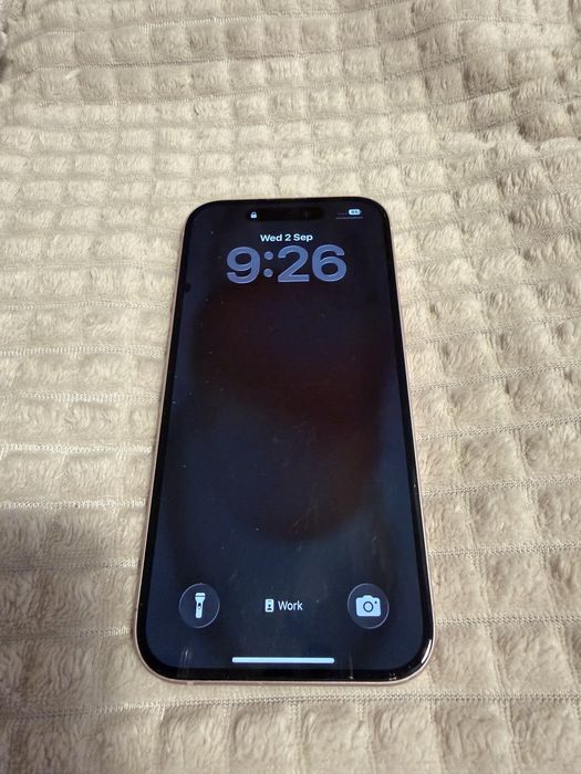 iPhone 15 128GB Pink