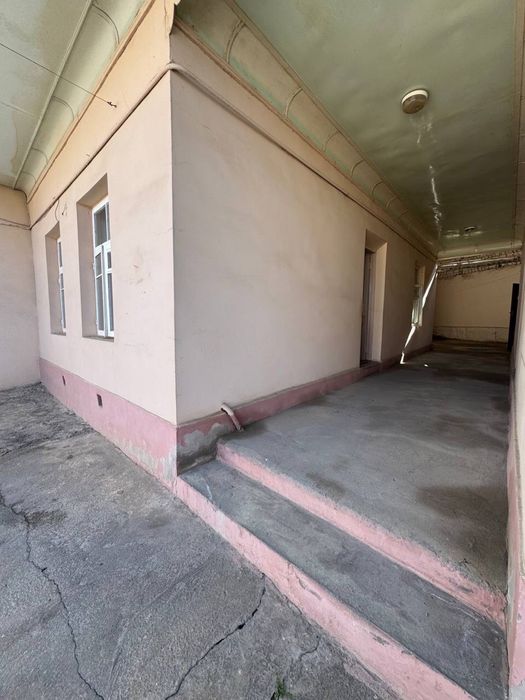 ПРОДАЕТСЯ ДОМ УЧАСТОК  На Юнусабаде 4,5 соток 4-хкомнатный