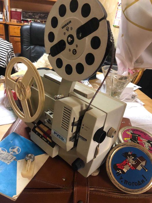 кинопрожекционен апарат