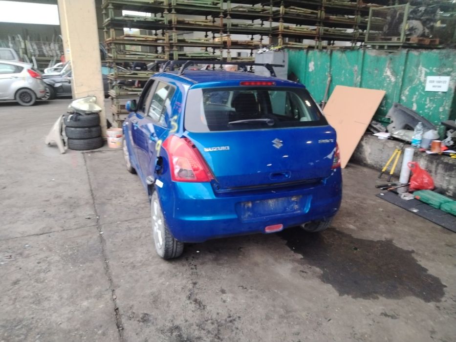 Сузуки Суифт/Suzuki Swift 1.3 i автомат