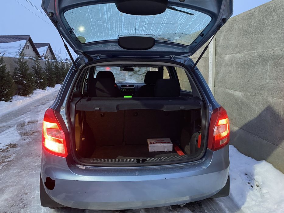 Skoda Fabia 1.2 benzină – bot nou (model 2008)