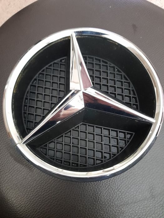 Vânt logo Mercedes Benz