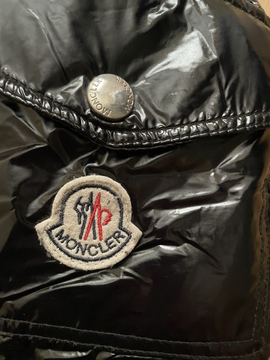 яке Moncler в отлично състояние