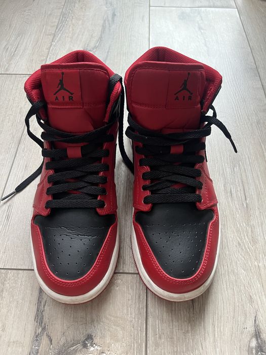 Nike Air Jordan 1 Mid Reverse Bred Black Red Shoes