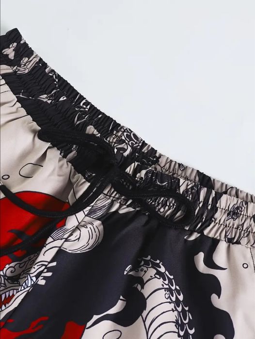 Ризи и Сетове с Ярки Японски Дизайни