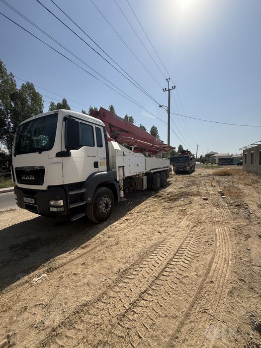 Avto beton nasos sotladi