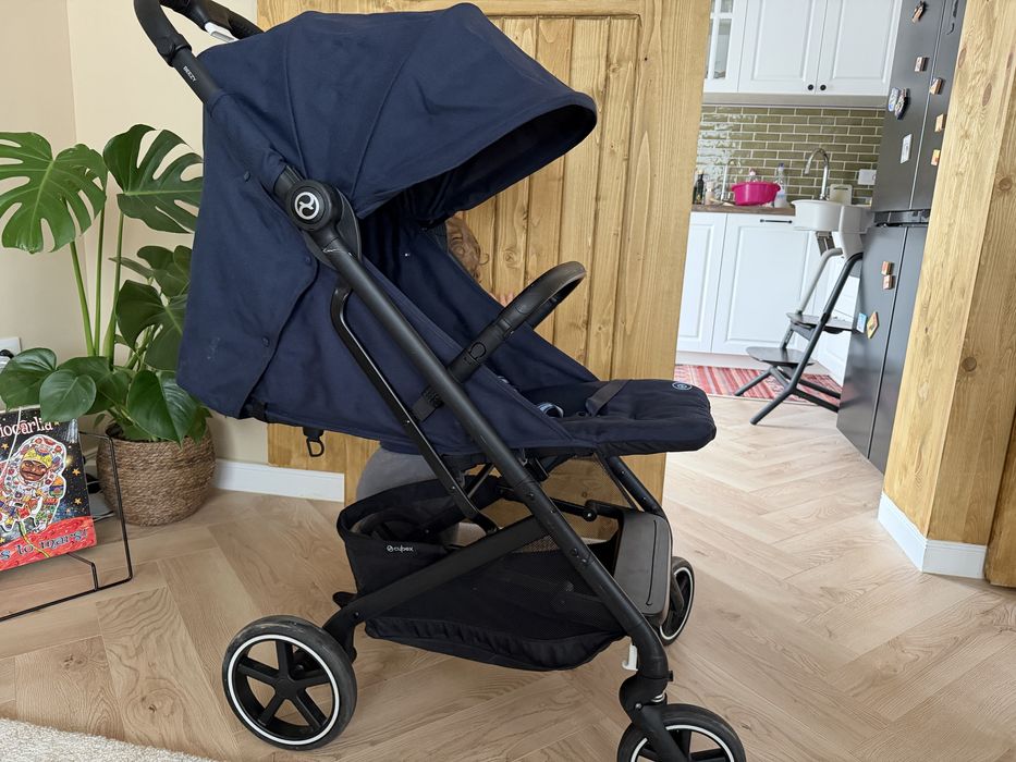 Vand carucior Cybex Gold Beezy dark blue.
