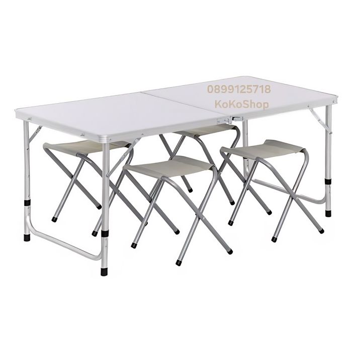 Сгъваема маса с четири стола