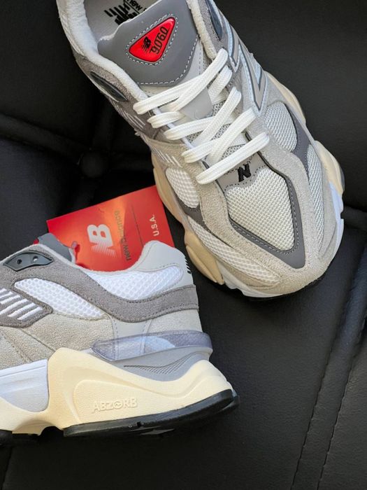 New Balance 9060