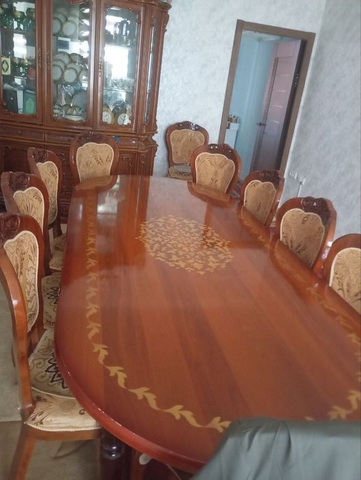 Стол стул сотилади