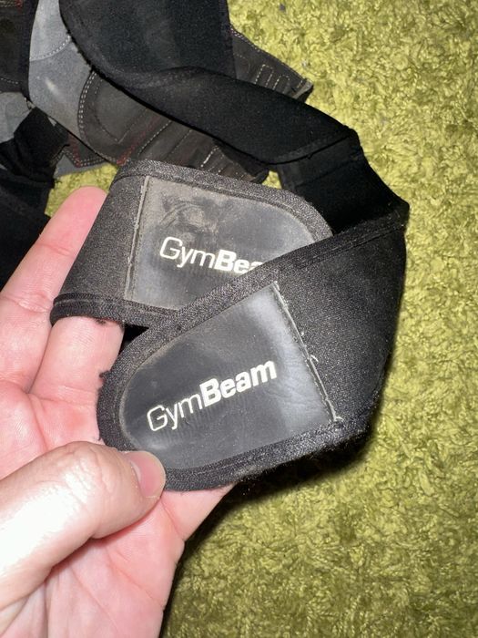 Manusi gymbeam pentru sala