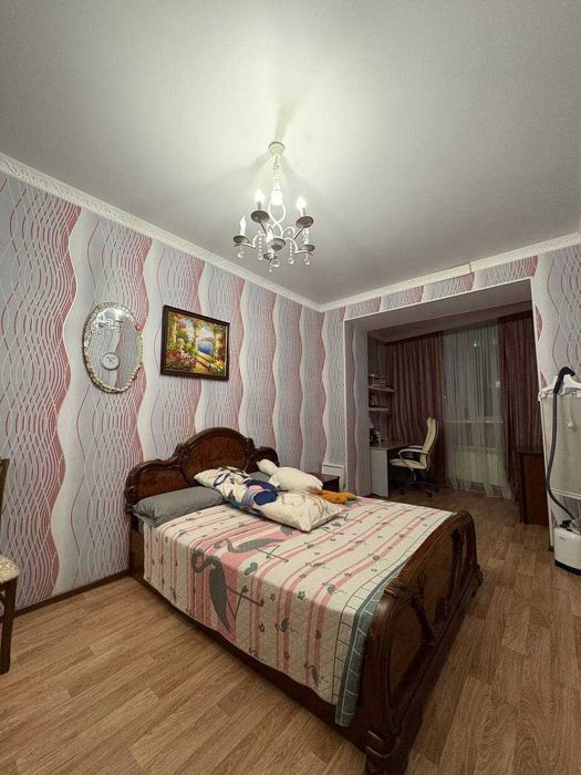 Продам 3 комнатную Альтаир