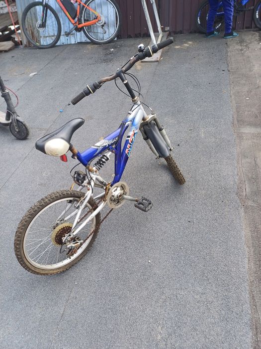 Biciclete de vanzare