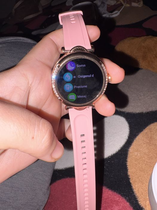 Ceas dama inteligent