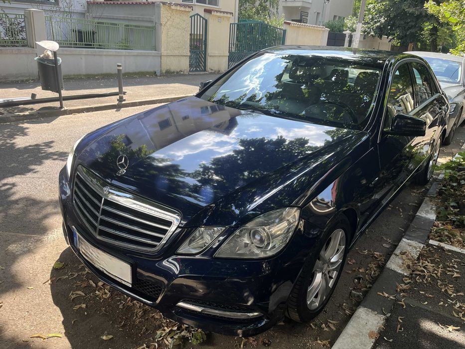 MERCEDES-BENZ E-Class 2012