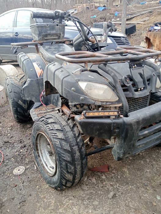 Vind atv de 200 pe injectie schimb cu cross