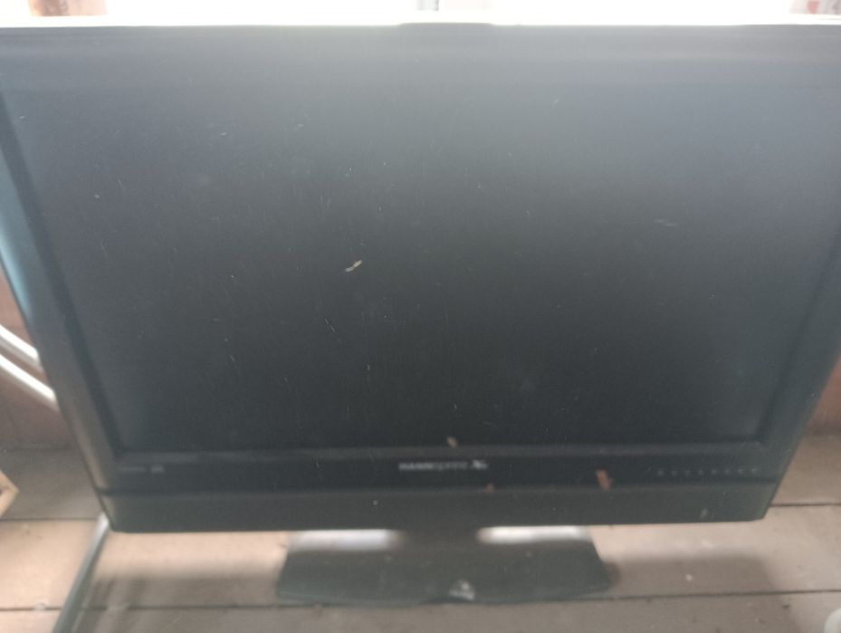 Vand televizoare Samsung hanfree tv stalinght finlux la doar 350 bucata