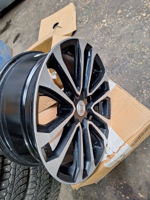 Диски R 18  на TANK с датчиками давления