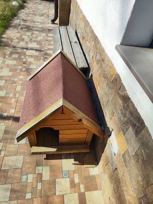 Къщичка за куче,запазена,използвана рядко