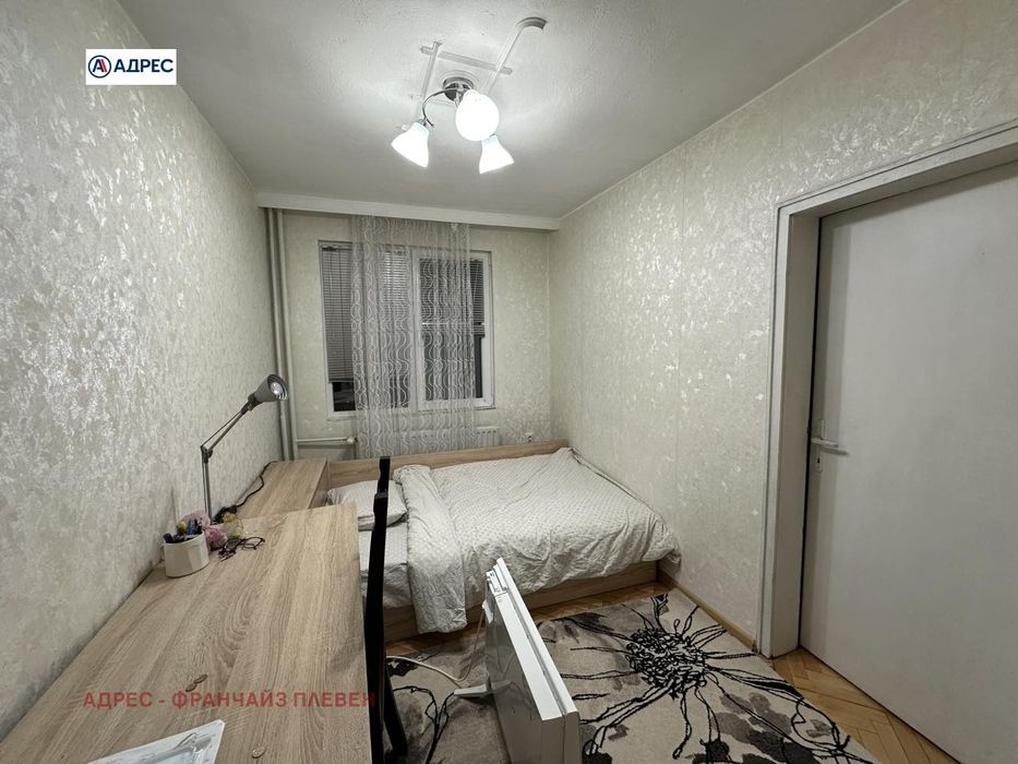 3-стаен в Плевен-Широк център площ 72 цена 140000