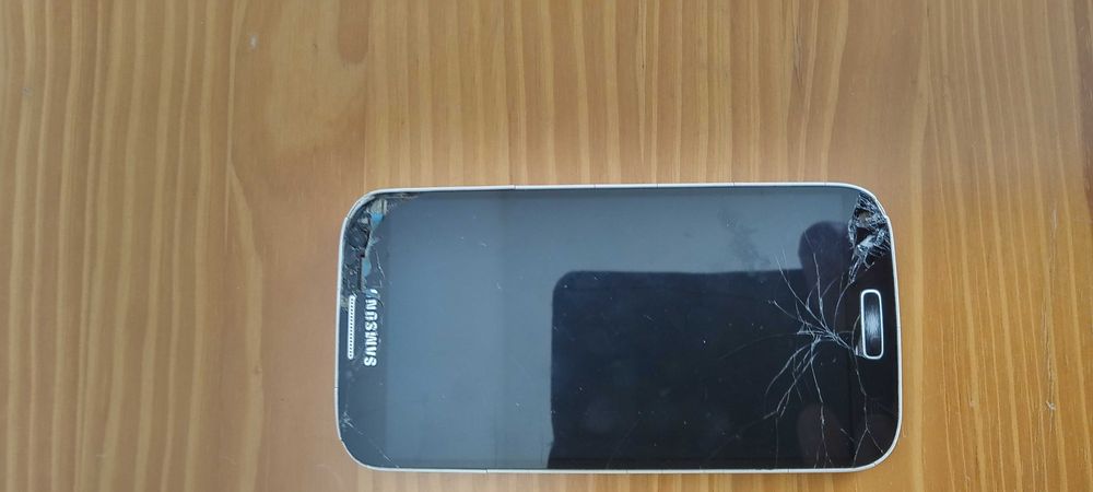Telefon Samsung cu 2 baterii dezmembrări