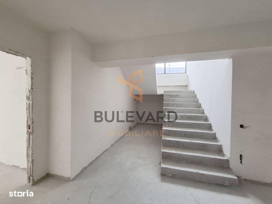 Penthouse 194 mp utili + 4 balcoane, view superb!