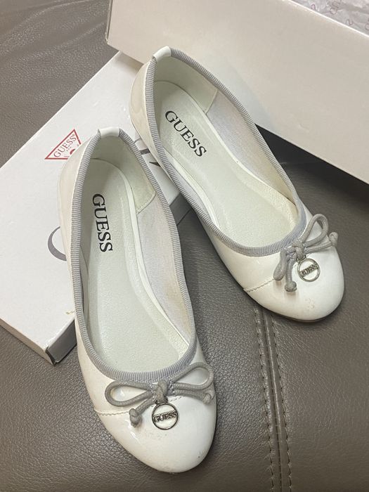Бели детски обувки Guess, номер 31