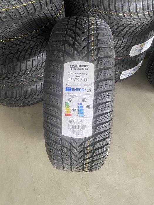 Anvelopa 215/65/16  Nokian snowproof1- profil de iarna