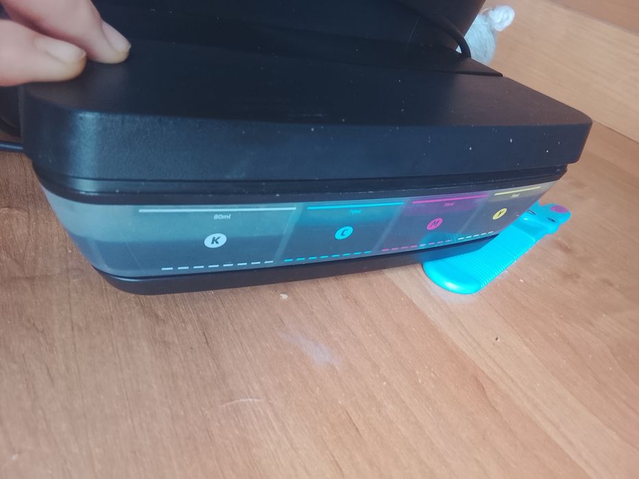 Цветной принтер в хорошем состоянии