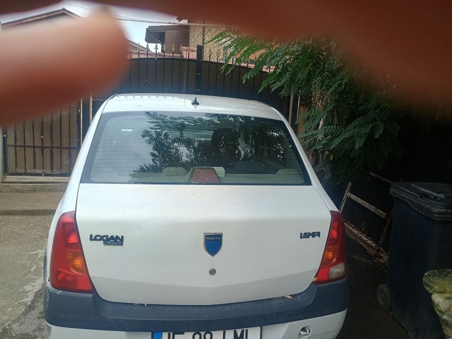 Vand Logan 1.6 benzina
