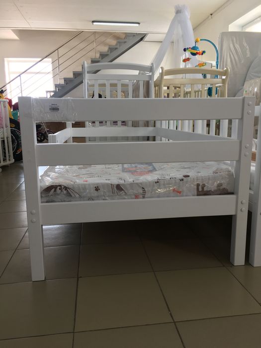 Кровать детская массив сосны