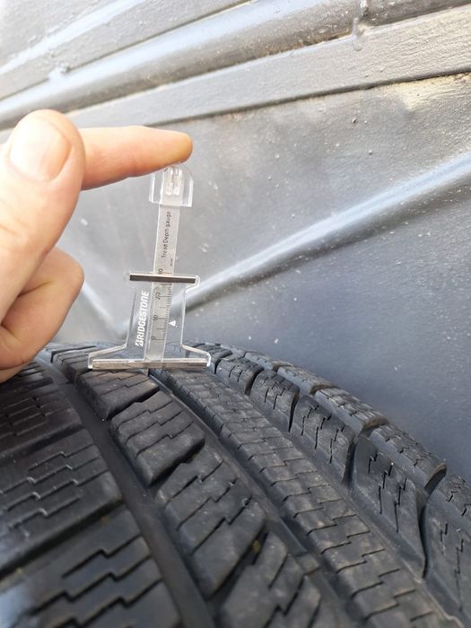 Vand 4jante aliaj   R 17