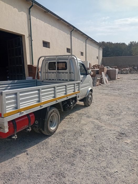 Metan olib tashlangan propan bor