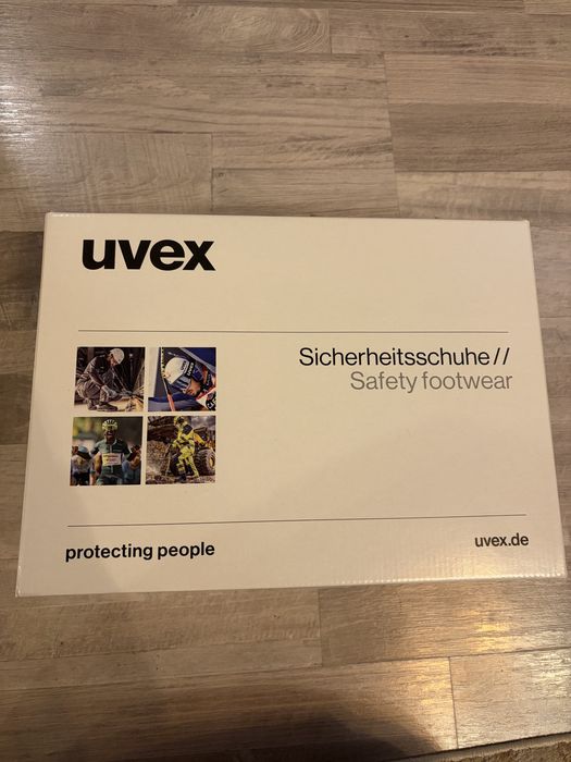 Uvex 2 xenova marimea 42 NOI