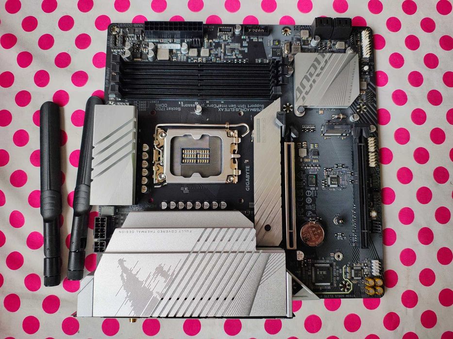 Placa de baza Gigabyte B760M Aorus Elite AX Socket 1700.