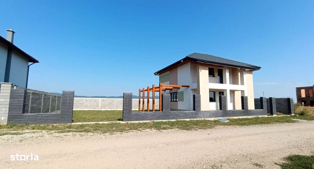 Casă individuală nouă în Cristian , 497 mp teren, 3 camere,comision0%