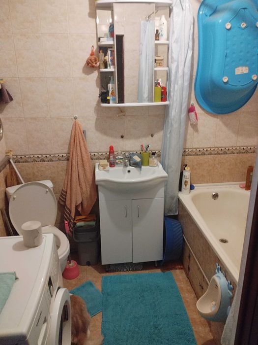 срочно продам 2 ком квартиру