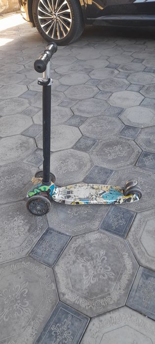 Продам самокат детский