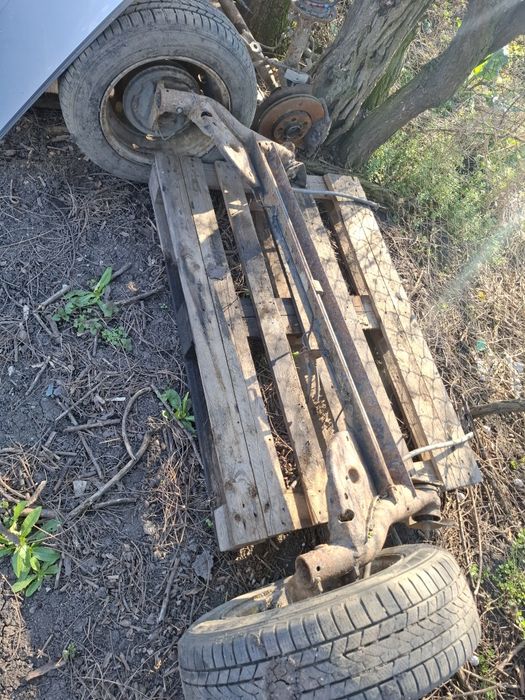 Vand punte spate dacia Logan 1 buna fara defecte se da complecta