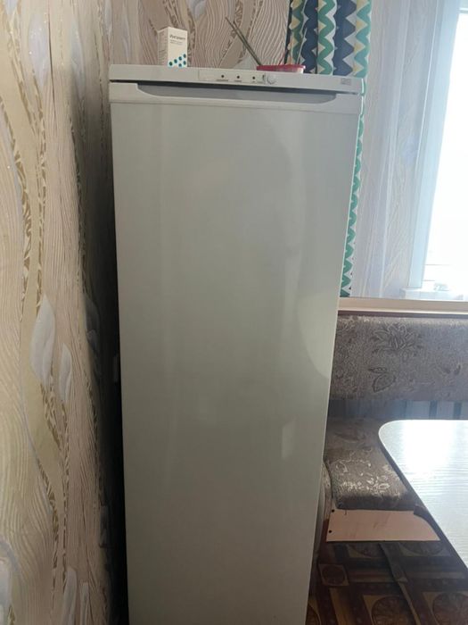 Продам морозильную камеру Бирюса